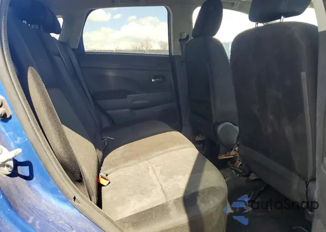 2020 Mitsubishi Outlander Sport Es z USA, uszkodzony, nr VIN JA4AP3AU7LU019221